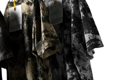 Load image into Gallery viewer, DEFORMATER.® "SPLASH" BACK LOGO TEE / MOTTLED DYING (LIGHT BEIGE)