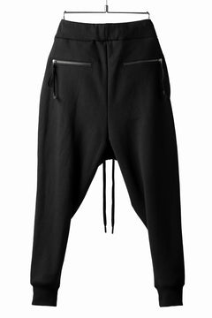 Load image into Gallery viewer, DEFORMATER.® FOLDING TUCK JOGGER PANTS / FLEECY HEAT COTTON (BLACK)