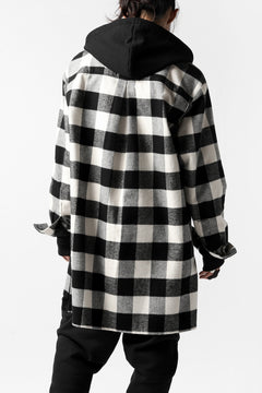 画像をギャラリービューアに読み込む, DEFORMATER.® HOODED SHIRT JACKET / HEAVY FLANNEL PLAID (WHITE×BLACK)