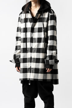画像をギャラリービューアに読み込む, DEFORMATER.® HOODED SHIRT JACKET / HEAVY FLANNEL PLAID (WHITE×BLACK)