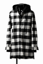 画像をギャラリービューアに読み込む, DEFORMATER.® HOODED SHIRT JACKET / HEAVY FLANNEL PLAID (WHITE×BLACK)