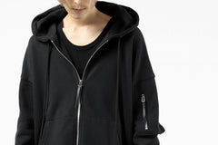 画像をギャラリービューアに読み込む, DEFORMATER.® BOMBER-HOODIE JACKET / SWEAT+WAFFLE JERSEY (BLACK)