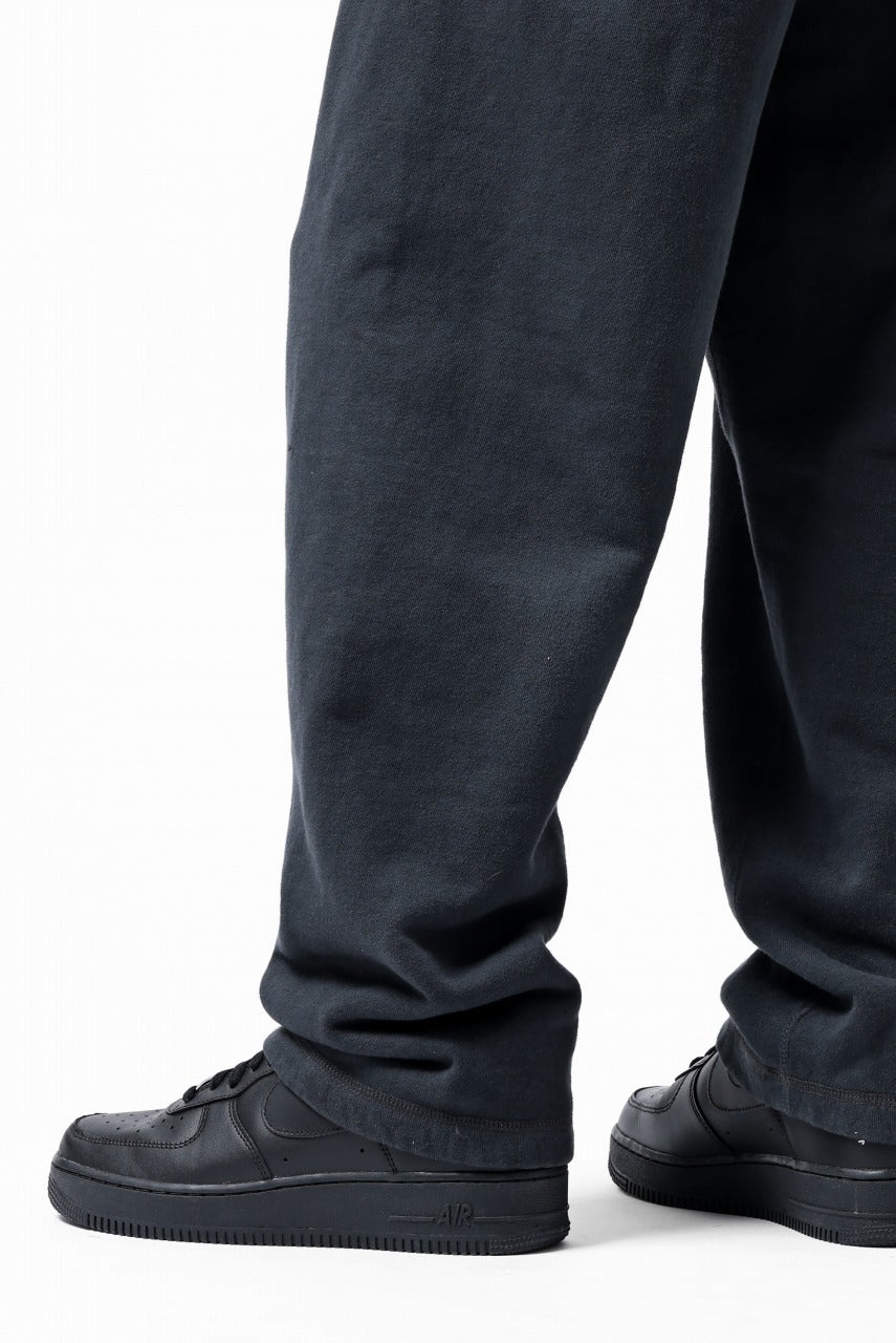 画像をギャラリービューアに読み込む, DEFORMATER.® THREE PROCESSING SWEAT REGULAR PANT - DYED/BIO/FROST EFFECT (VINTAGE BLACK)