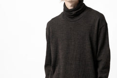 画像をギャラリービューアに読み込む, KLASICA SMOKE SMOOTH TURTLE NECK PULL / JACQUARD KNIT JERSEY (DARK OLIVE)