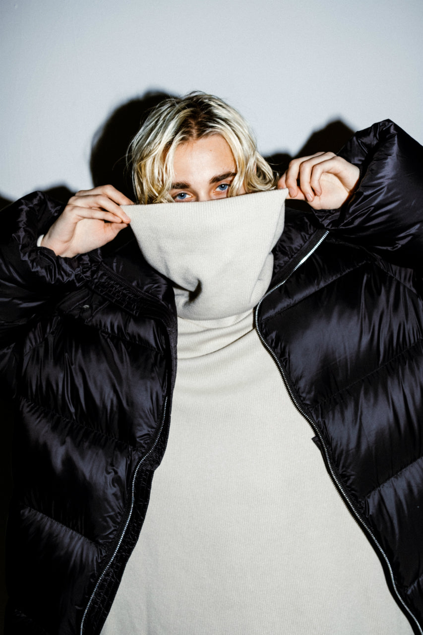 画像をギャラリービューアに読み込む, A.F ARTEFACT "DUVET" VERTICAL DOWN JACKET (BLACK)