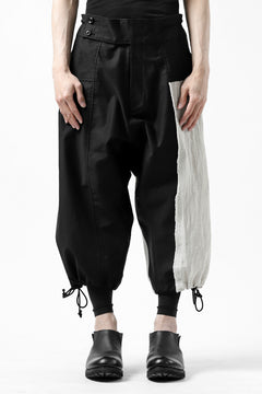 Load image into Gallery viewer, Y's BANG ON! No.150 SAROUEL HALF PANTS / CO TWILL + LI (BLACK)