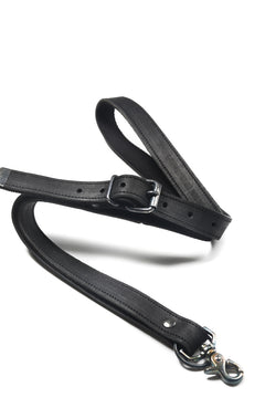 Load image into Gallery viewer, Portaille "Atelier Made" exclusive NECK STRAP / PUEBLO by Badalassi Carlo (BLACK)