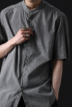 画像をギャラリービューアに読み込む, daub DYEING MINIMAL SS SHIRT / ORGANIC COTTON (GREY)