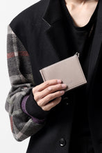 画像をギャラリービューアに読み込む, discord Yohji Yamamoto Money Clip Wallet / Soft Cow Skin Leather (BEIGE)
