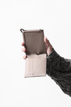 画像をギャラリービューアに読み込む, discord Yohji Yamamoto Money Clip Wallet / Soft Cow Skin Leather (BEIGE)