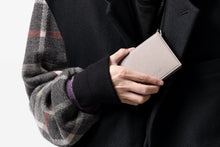 画像をギャラリービューアに読み込む, discord Yohji Yamamoto Money Clip Wallet / Soft Cow Skin Leather (BEIGE)