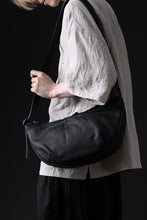 画像をギャラリービューアに読み込む, ISAMU KATAYAMA BACKLASH exclusive UTILITY BAG / GUIDI OILED CALF (BLACK)