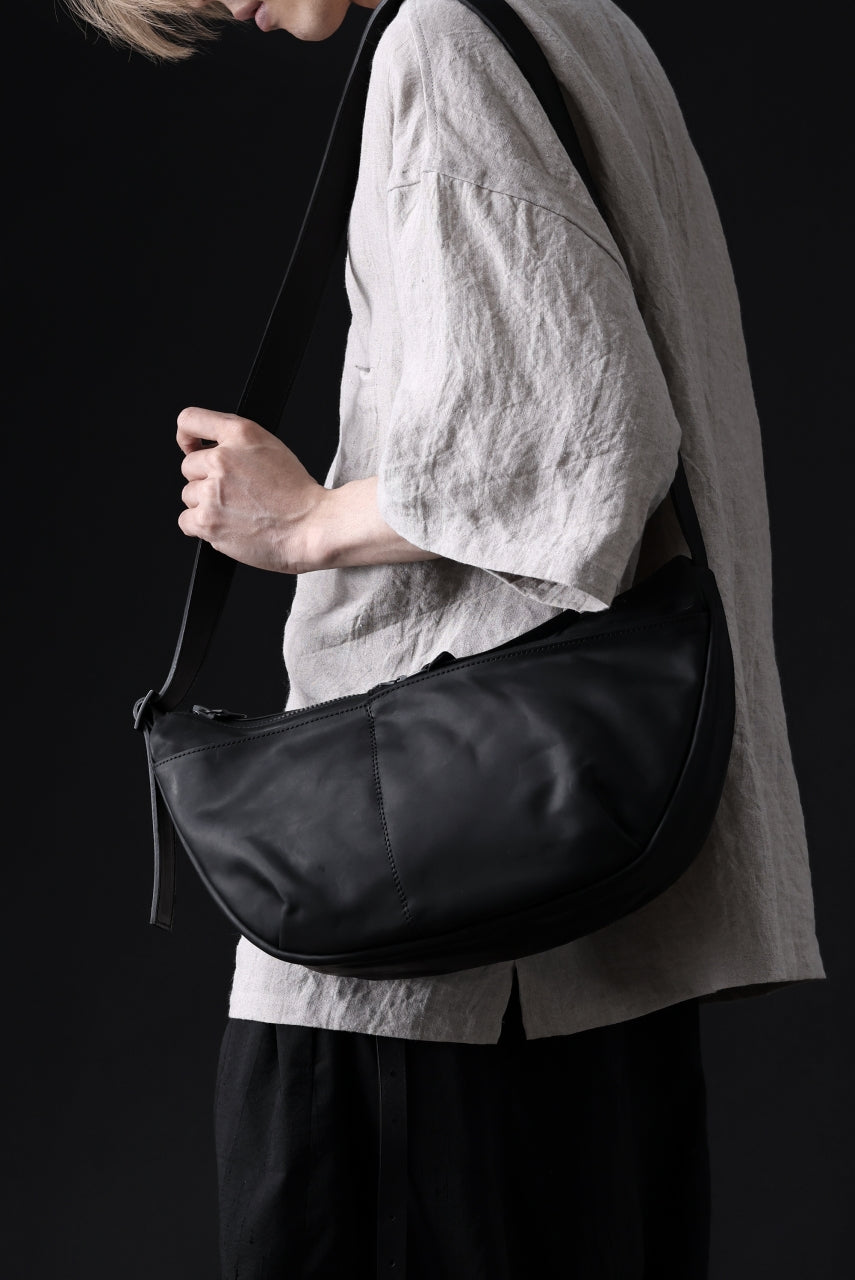 画像をギャラリービューアに読み込む, ISAMU KATAYAMA BACKLASH exclusive UTILITY BAG / GUIDI OILED CALF (BLACK)
