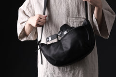 画像をギャラリービューアに読み込む, ISAMU KATAYAMA BACKLASH exclusive UTILITY BAG / GUIDI OILED CALF (BLACK)