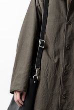Load image into Gallery viewer, ISAMU KATAYAMA BACKLASH 2WAY SHOULDER & TOTE BAG / GUIDI OILED CALF (BLACK)