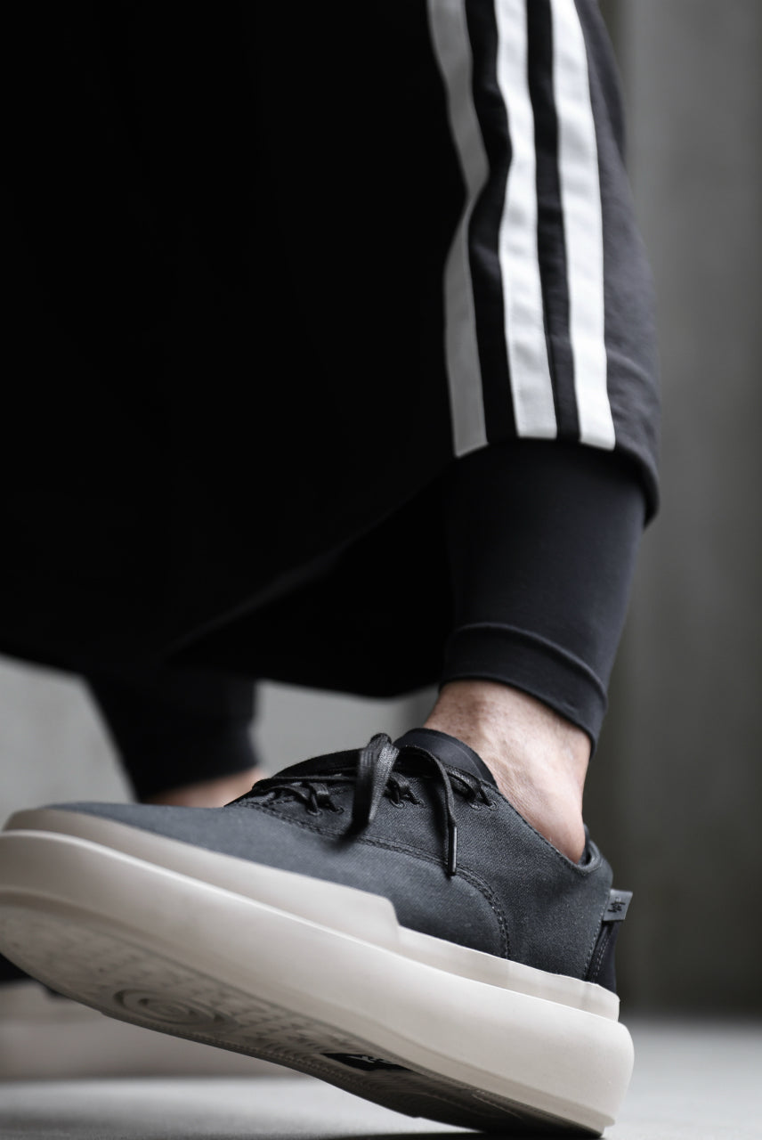 画像をギャラリービューアに読み込む, Y-3 Yohji Yamamoto AJATU COURT FORMAL SNEAKERS (BLACK/BLACK/CLEARBROWN)