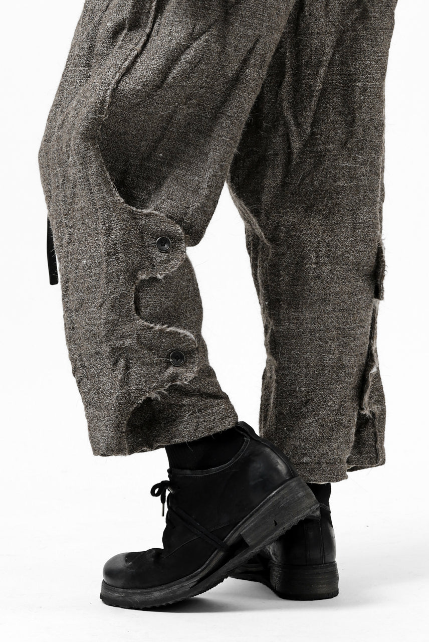 画像をギャラリービューアに読み込む, YUTA MATSUOKA buggy trousers / primitive wool (brown)