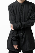 Load image into Gallery viewer, daub STRIPE LONG SHIRT / DYED SOFT TWILL (BLACK)