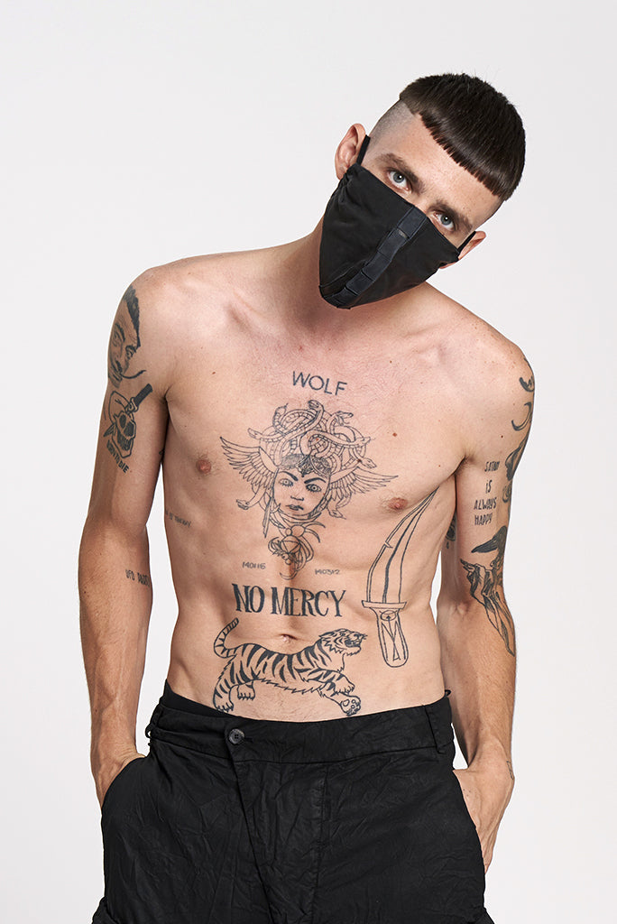 画像をギャラリービューアに読み込む, masnada LEATHER MASK / PELLE DI PECORA VEGETALE (BLACK)