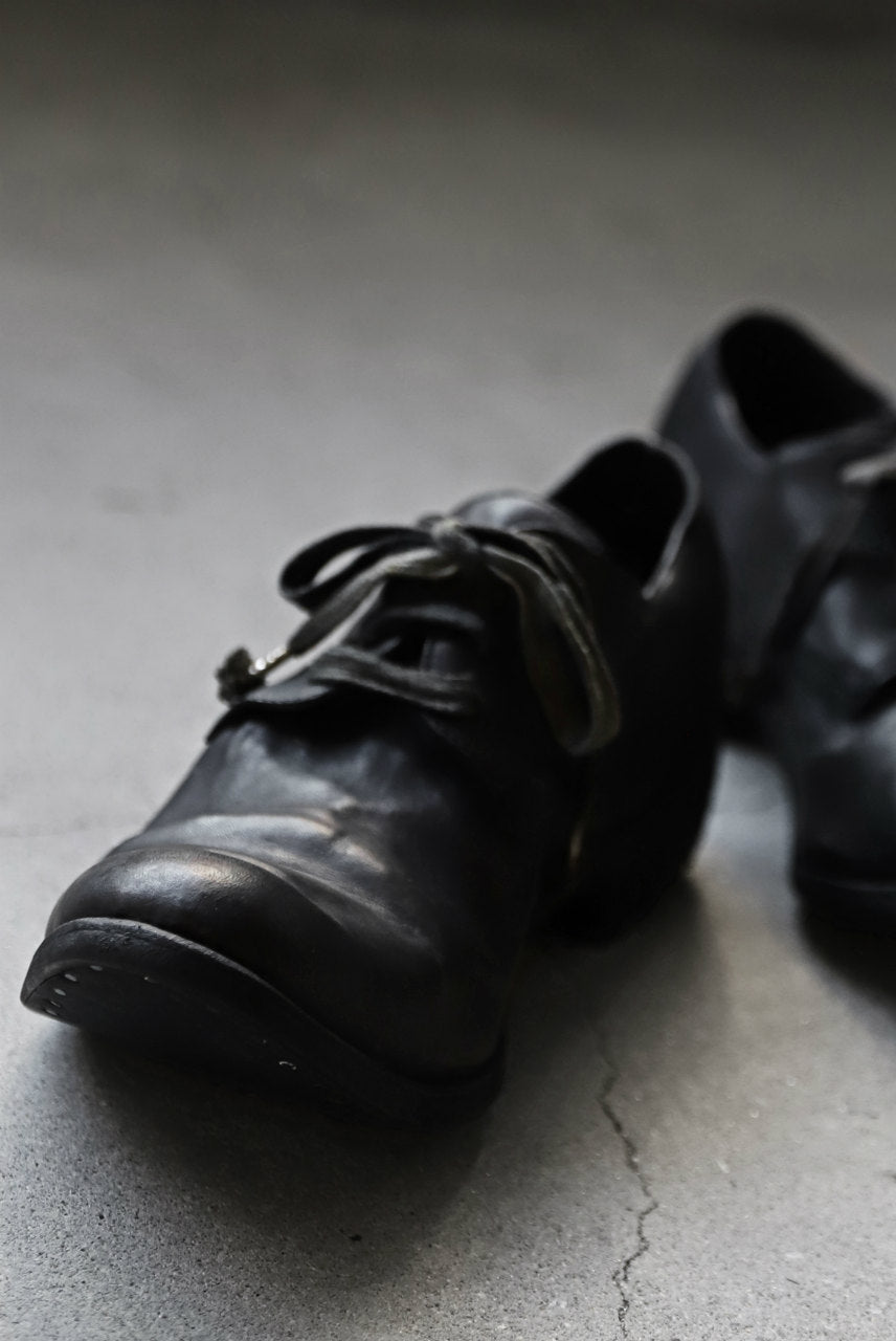 画像をギャラリービューアに読み込む, A DICIANNOVEVENTITRE A1923 DERBY SHOES 033N / HORSE FIORE OILED LEATHER (NERO)