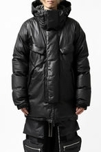 Load image into Gallery viewer, ISAMU KATAYAMA BACKLASH xx NANGA REVERSIBLE MOUNTAIN BELAY COAT / KANGAROO + NYLON x POLISH WHITE GOOSE (BLACK x GREY)
