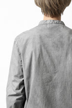 Load image into Gallery viewer, daub LONG SLEEVE SHIRT / COLD DYED COTTON BROAD (GREY)
