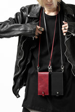 画像をギャラリービューアに読み込む, ISAMU KATAYAMA BACKLASH WALLET PHONE-HOLDER / ITALY DOUBLE SHOULDER (RED)