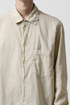 Load image into Gallery viewer, daub PLAIN COLLAR SHIRT / COLD DYED ORGANIC COTTON (SAND)