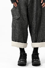 画像をギャラリービューアに読み込む, YUTA MATSUOKA buggy trousers / wool linen herringbone (charcoal grey)