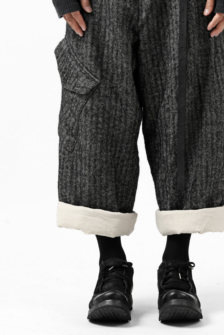 画像をギャラリービューアに読み込む, YUTA MATSUOKA buggy trousers / wool linen herringbone (charcoal grey)