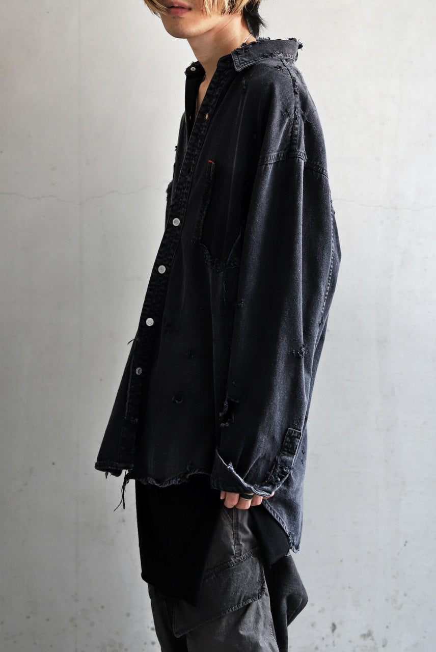 Load image into Gallery viewer, RESURRECTION HANDMADE vintage damage denim shirt (BLACK DYED)