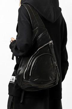 Load image into Gallery viewer, ISAMU KATAYAMA BACKLASH ONE SHOULDER BAG / Italy Shoulder Object Dyed (BLACK)