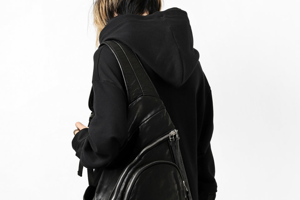 Load image into Gallery viewer, ISAMU KATAYAMA BACKLASH ONE SHOULDER BAG / Italy Shoulder Object Dyed (BLACK)