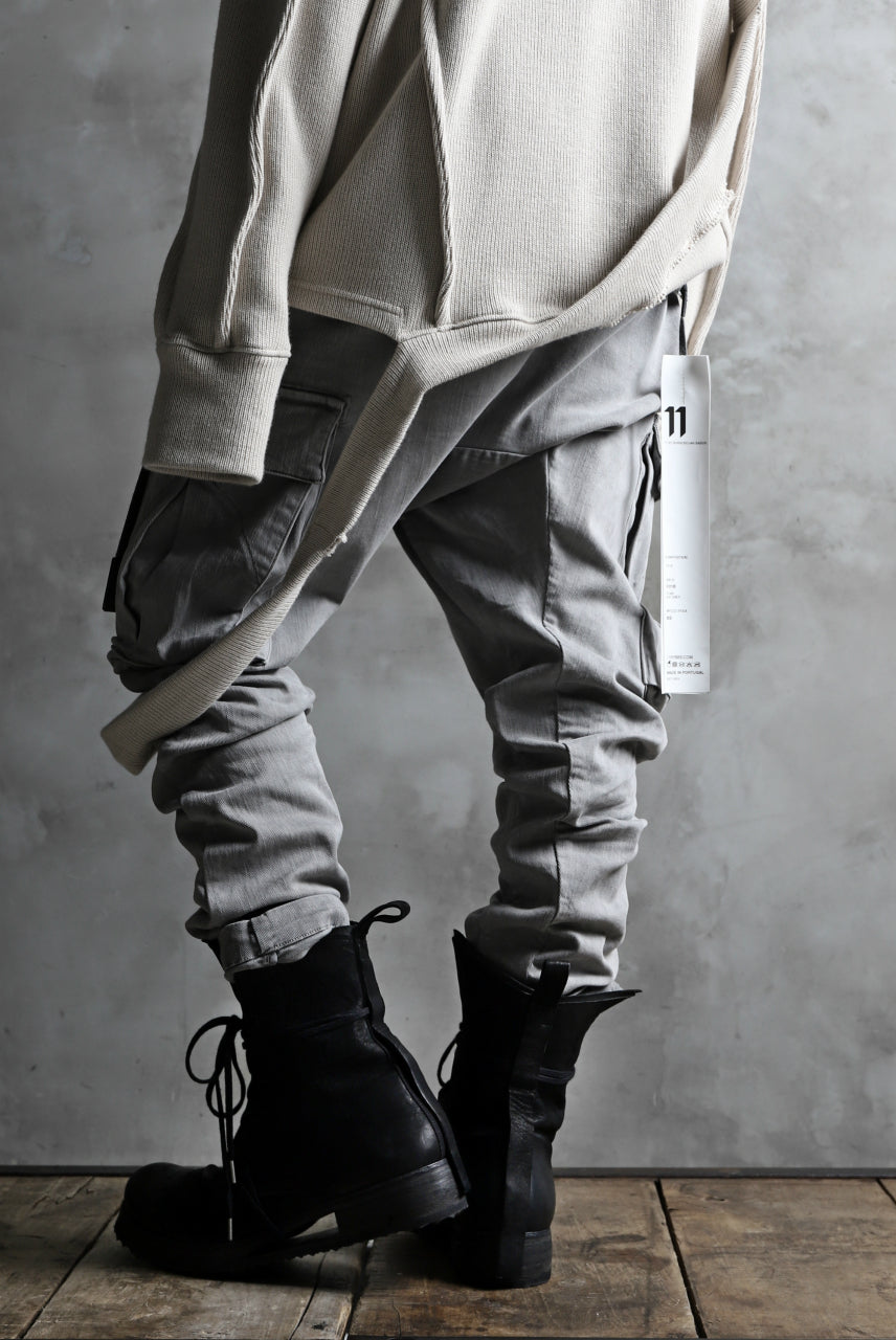 画像をギャラリービューアに読み込む, 11 BY BORIS BIDJAN SABERI CARGO POCKET PANT / STRETCH DENIM "P21B-F-1481" (ICE GREY)