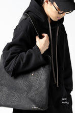 画像をギャラリービューアに読み込む, ierib onepiece tote bag / Rough Bull (BLACK)