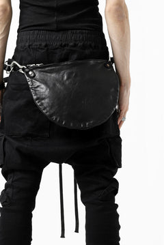 Load image into Gallery viewer, ISAMU KATAYAMA BACKLASH 2WAY BAM FLAP BAG / ITALY SHOULDER OBJECT DYED (BLACK)