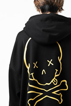Load image into Gallery viewer, mastermind JAPAN SWEAT HOODIE / GLITTER LOGO & SKULL (BLACK)
