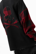 Load image into Gallery viewer, mastermind JAPAN COMBI PULLOVER TOPS / CHECK SHIRT SLEEVE (BLACK x RED)