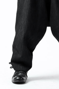 画像をギャラリービューアに読み込む, SOSNOVSKA exclusive CLOWN STYLE PANTS (BLACK STRIPE)