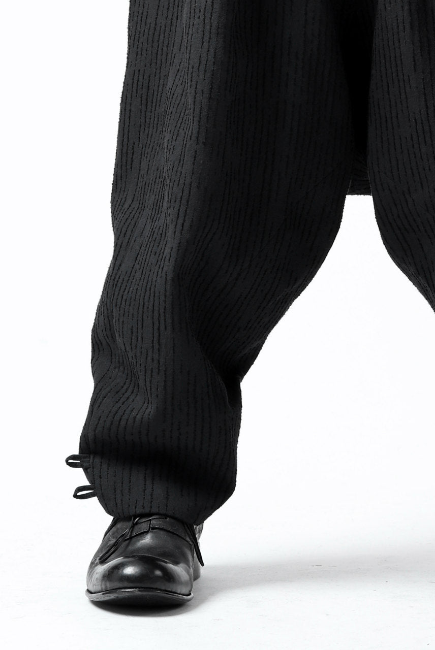 画像をギャラリービューアに読み込む, SOSNOVSKA exclusive CLOWN STYLE PANTS (BLACK STRIPE)