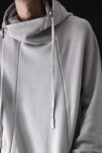 Load image into Gallery viewer, BORIS BIDJAN SABERI HOODY PULLOVER / NATURAL OBJECT DYED "HOODY2-FTT00008" (LIGHT GREY)