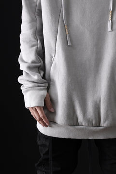 Load image into Gallery viewer, BORIS BIDJAN SABERI HOODY PULLOVER / NATURAL OBJECT DYED "HOODY2-FTT00008" (LIGHT GREY)