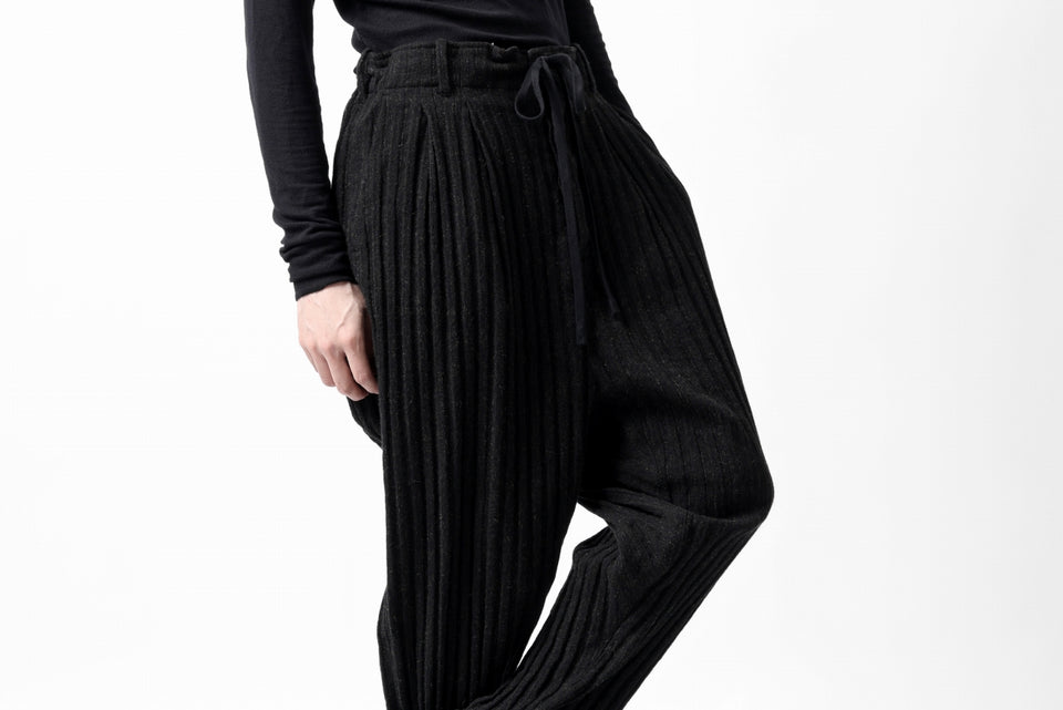 画像をギャラリービューアに読み込む, forme d&#39;expression 2-Tucked Sarouel Pants (Black)