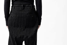 画像をギャラリービューアに読み込む, forme d&#39;expression 2-Tucked Sarouel Pants (Black)