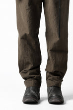 画像をギャラリービューアに読み込む, KLASICA MORROW-OCN TAPERED TROUSERS / IKAT DYED STRIPE COTTON  (CINNAMON)