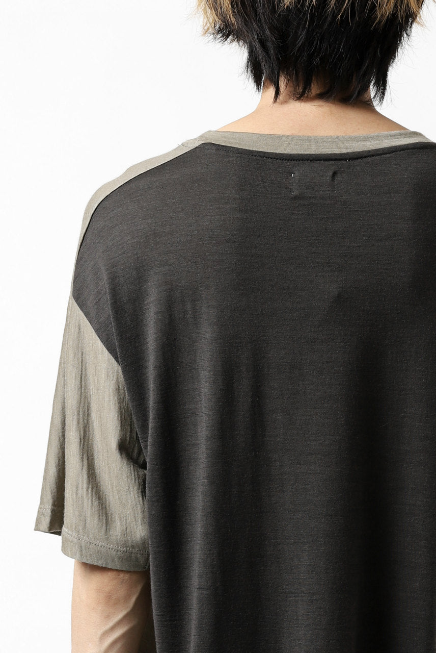 画像をギャラリービューアに読み込む, CAPERTICA ASYMMETRY BI COLOR TEE / SUPER120S WASHABLE WOOL (SEPIA)