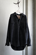 Load image into Gallery viewer, RESURRECTION HANDMADE vintage damage denim shirt (BLACK DYED)