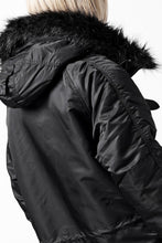 画像をギャラリービューアに読み込む, ISAMU KATAYAMA BACKLASH xx ALPHA INDUSTRIES N-3B JACKET (BLACK)
