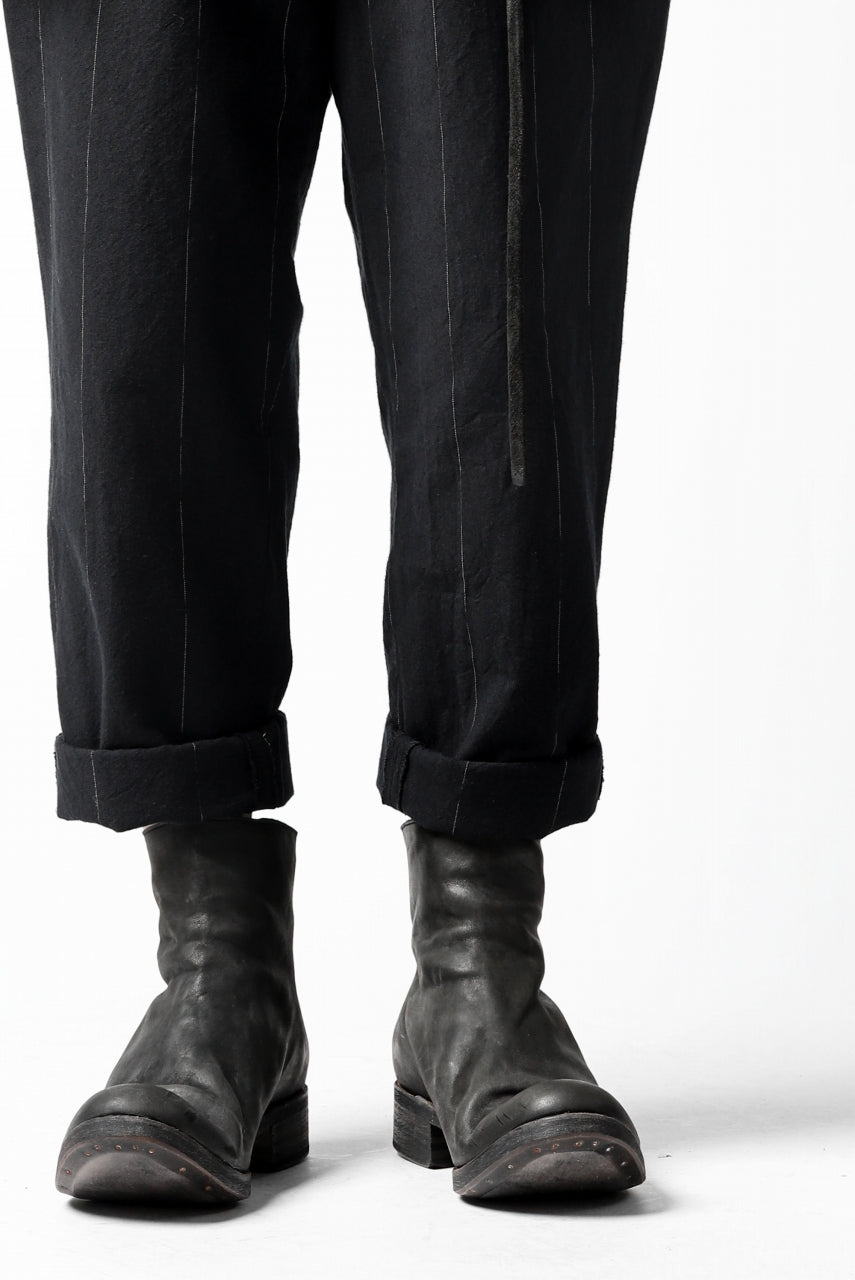 画像をギャラリービューアに読み込む, KLASICA MORROW-OCN TAPERED TROUSERS / IKAT DYED STRIPE COTTON  (CARBON)