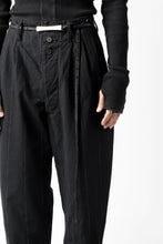 画像をギャラリービューアに読み込む, KLASICA MORROW-OCN TAPERED TROUSERS / IKAT DYED STRIPE COTTON  (CARBON)